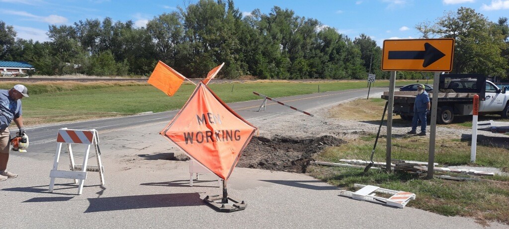 pothole3.jpg